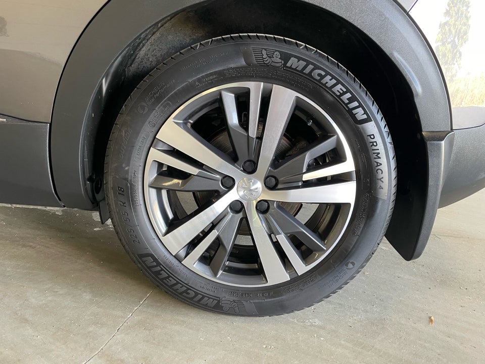 Peugeot 3008 1,6 Hybrid Allure Pack EAT8 5d