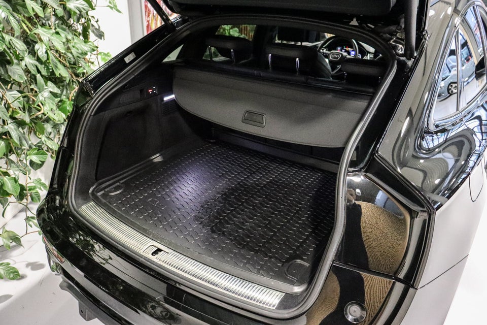 Audi Q5 55 TFSi e S-line Sportback quattro S-tr. 5d