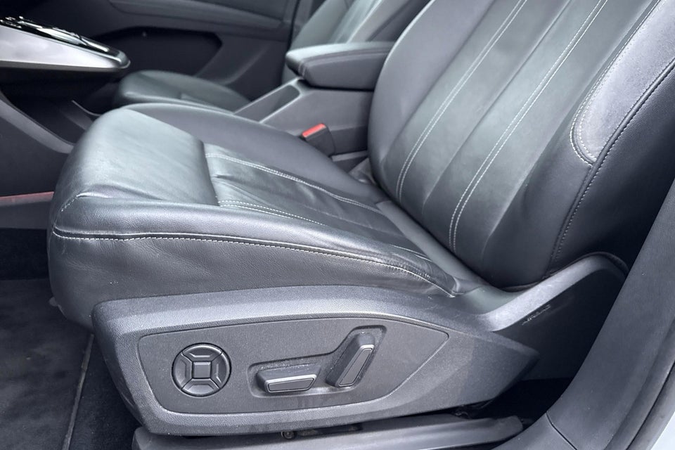 Audi Q4 e-tron 40 Advanced 5d