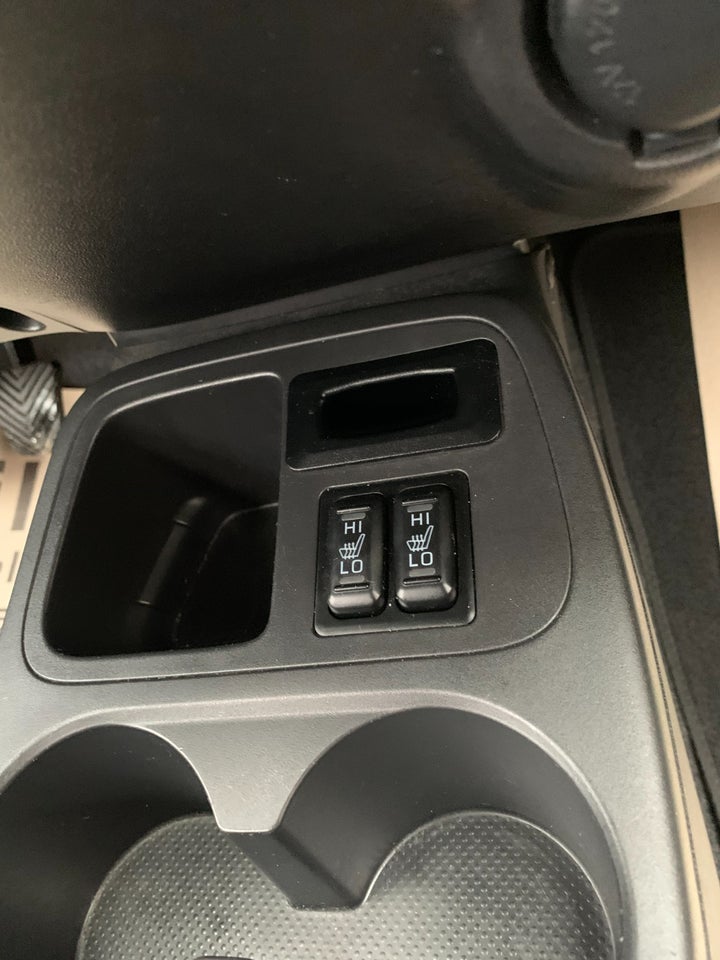 Mitsubishi Space Star 1,2 Black & White 5d