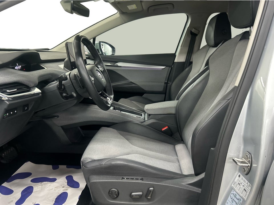 Skoda Enyaq 80 iV Loft 5d