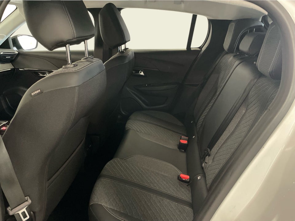 Peugeot 208 1,2 PureTech 100 Allure+ 5d
