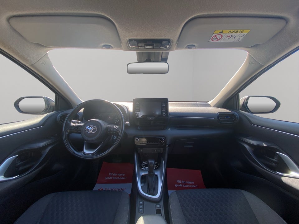 Toyota Yaris 1,5 Hybrid H3 e-CVT 5d