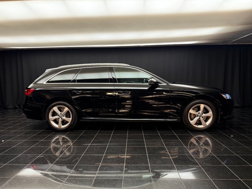 Audi A4 40 TFSi Prestige Avant S-tr. 5d