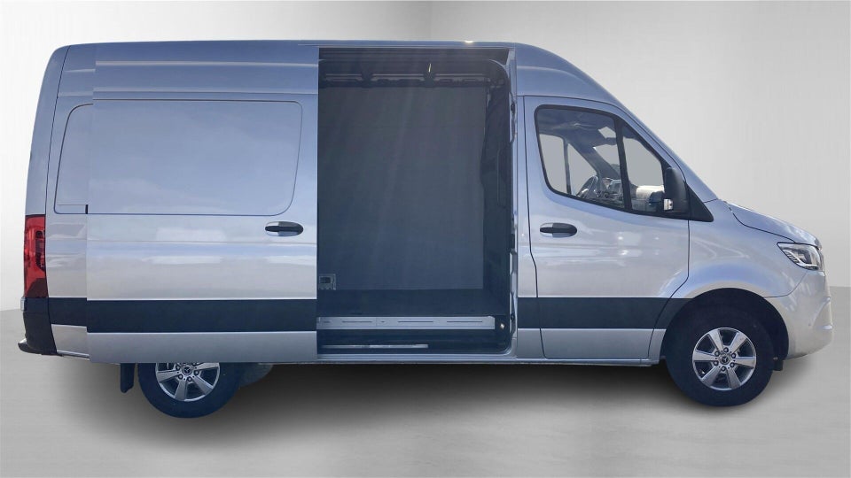 Mercedes Sprinter 317 2,0 CDi A2 Kassevogn aut. RWD