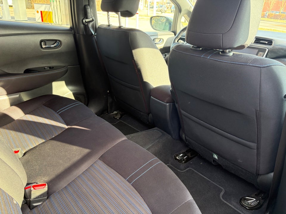 Nissan Leaf 40 Acenta 5d