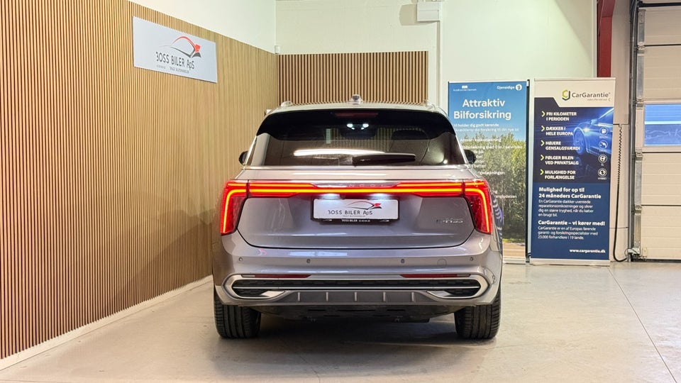 Hongqi E-HS9 99 Exclusive 5d