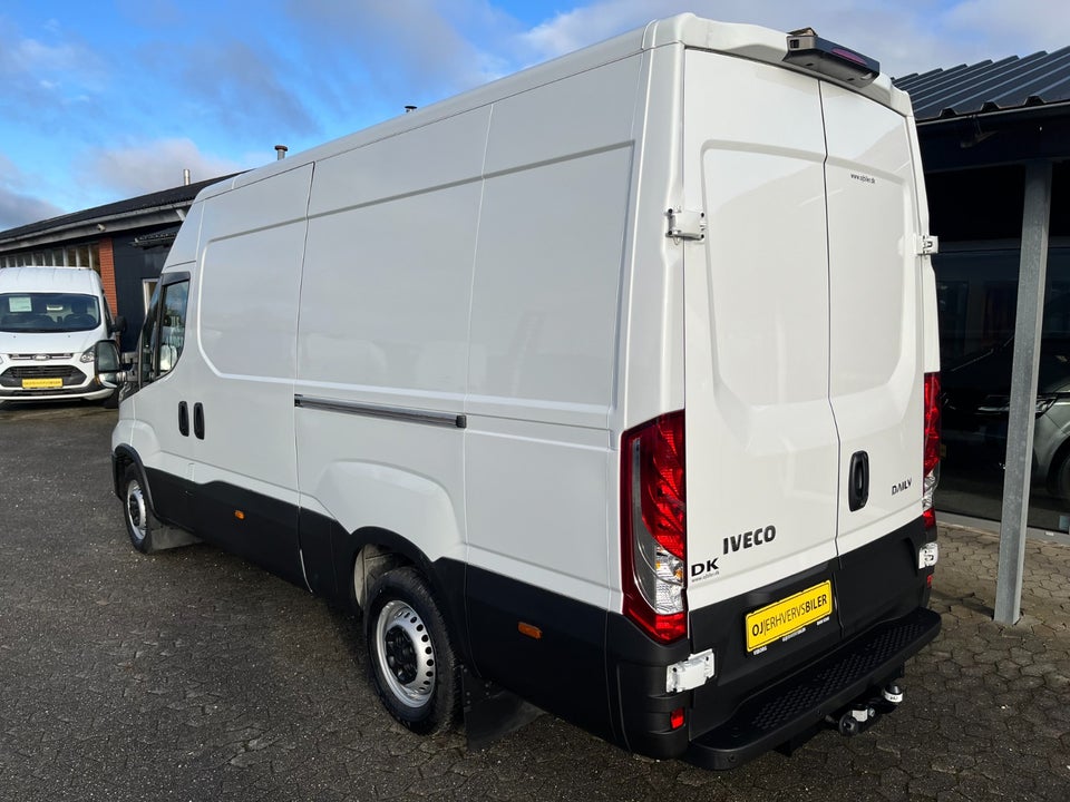 Iveco Daily 3,0 35S18 12m³ Van AG8