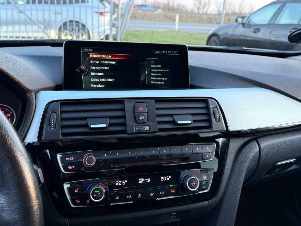 BMW 318d 2,0 Touring aut. 5d