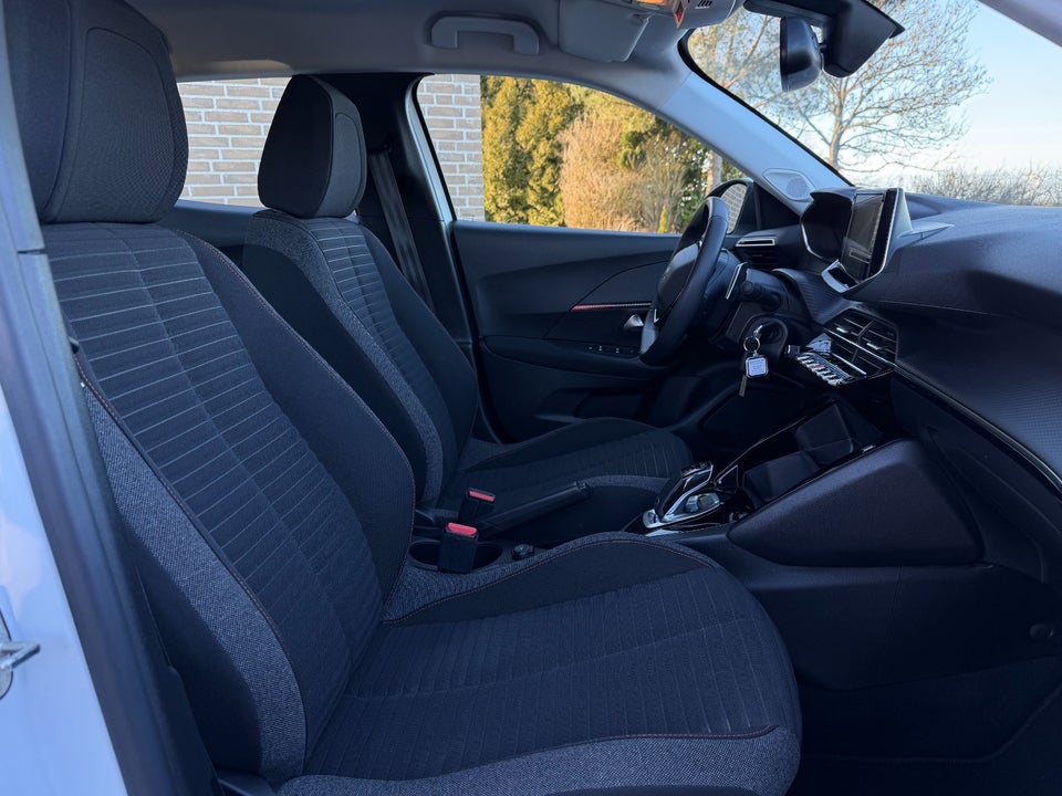 Peugeot 2008 1,2 PureTech 130 Active Pack EAT8 5d