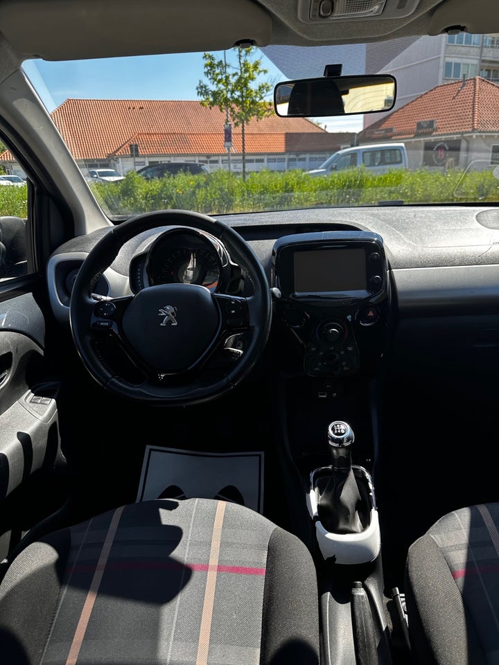 Peugeot 108 1,0 e-VTi 69 Allure 5d