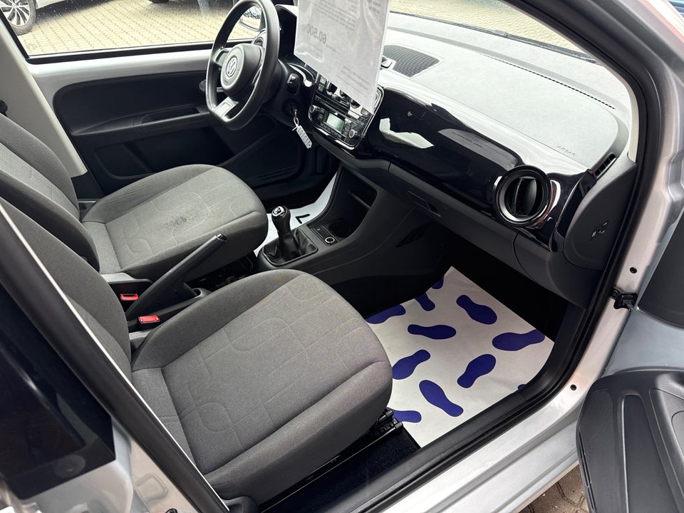 VW Up! 1,0 75 Move Up! BMT 5d