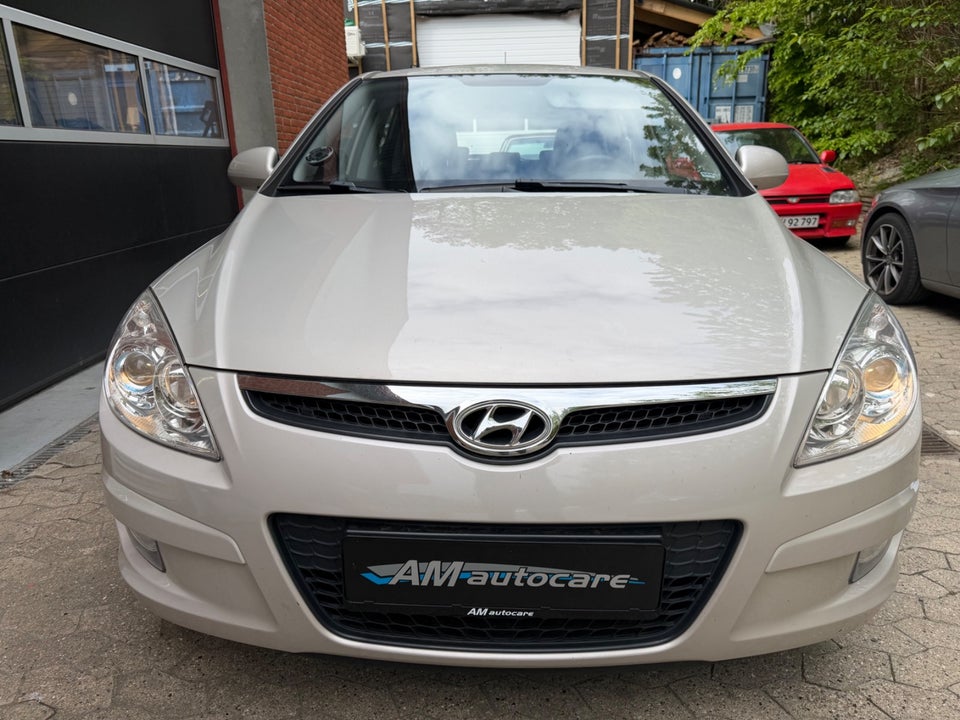 Hyundai i30 1,4 CVVT 109 Comfort 5d