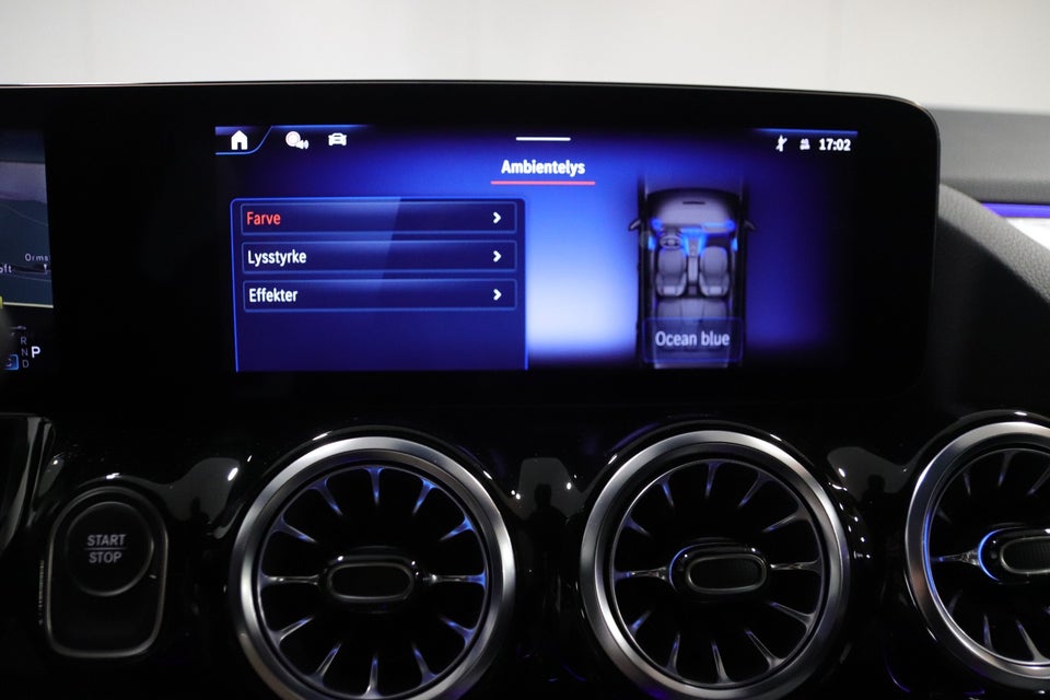 Mercedes EQA300 Progressive 4Matic 5d