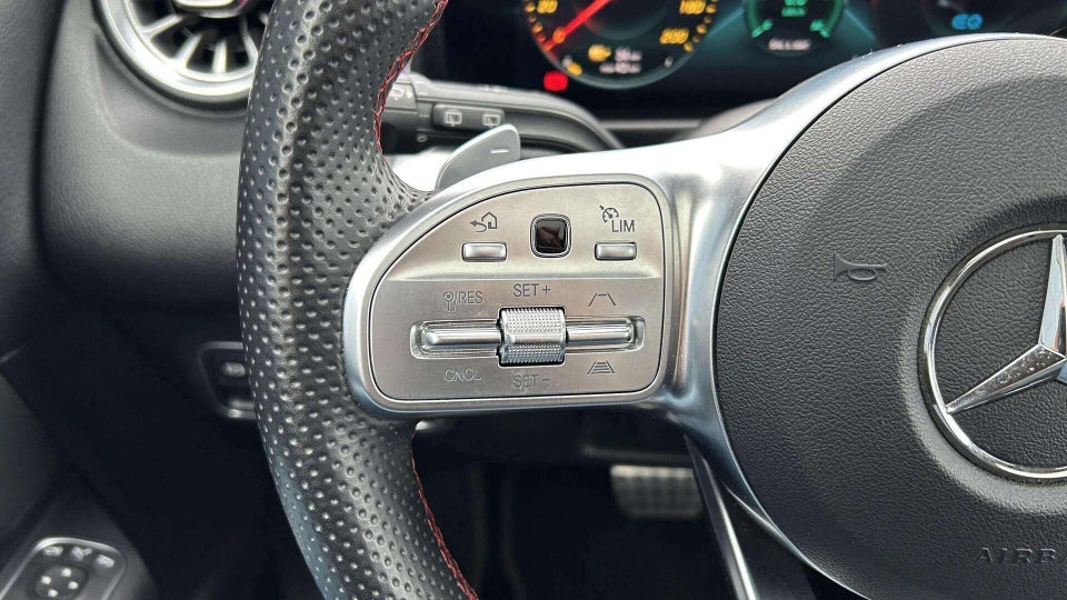 Mercedes EQB350 AMG Line 4Matic 7prs 5d