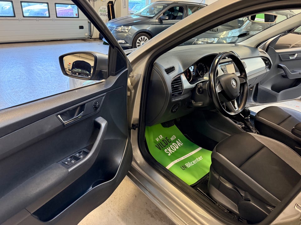 Skoda Fabia 1,2 TSi 110 Ambiente Combi DSG 5d