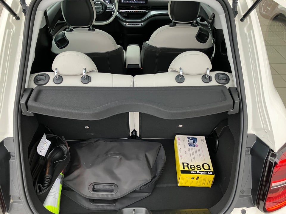 Fiat 500e 42 la Prima 3+1 4d