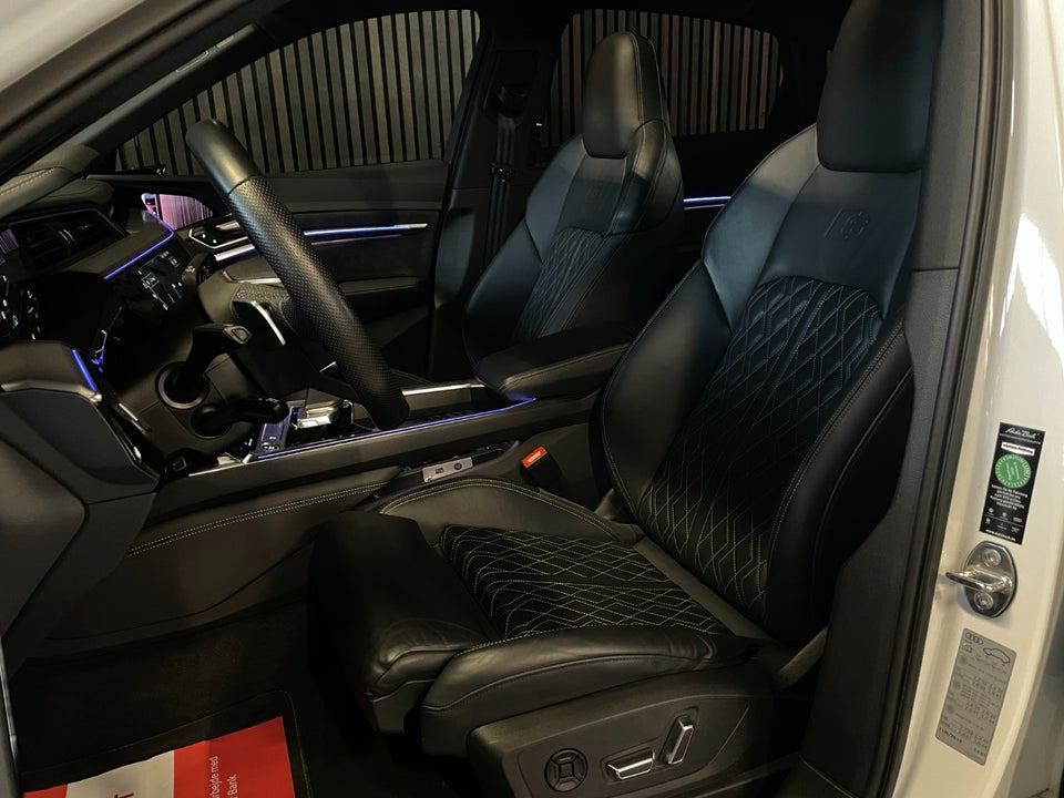 Audi e-tron 55 S-line Sportback quattro 5d