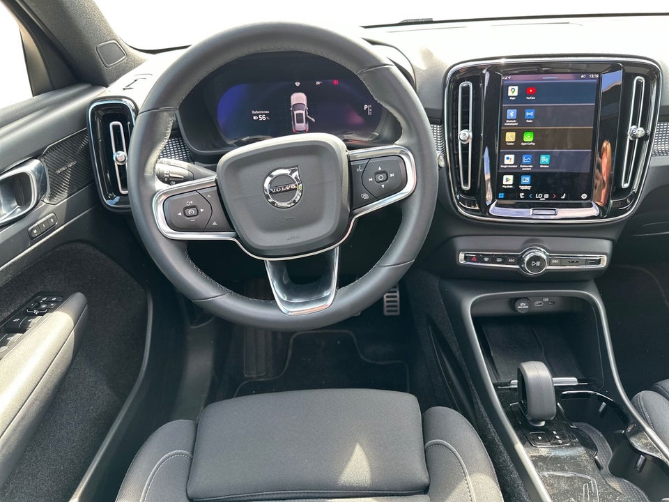 Volvo XC40 P6 ReCharge Pro 5d