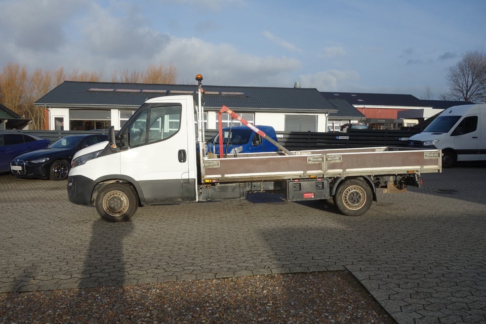 Iveco Daily 2,3 35S16 4100mm Lad AG8 2d