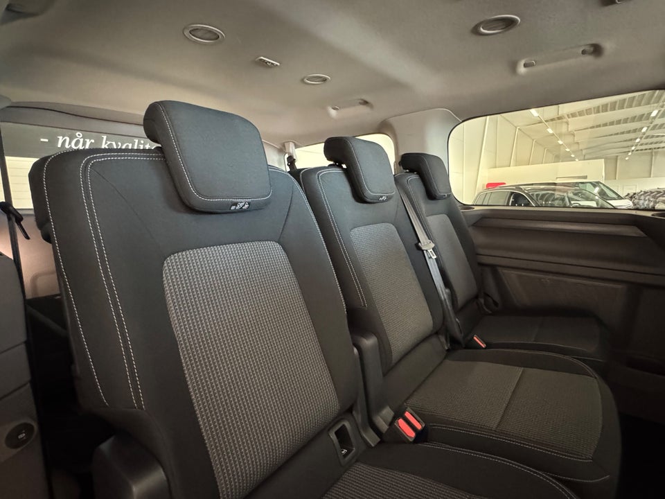 VW e-Caravelle 64 Basis SWB