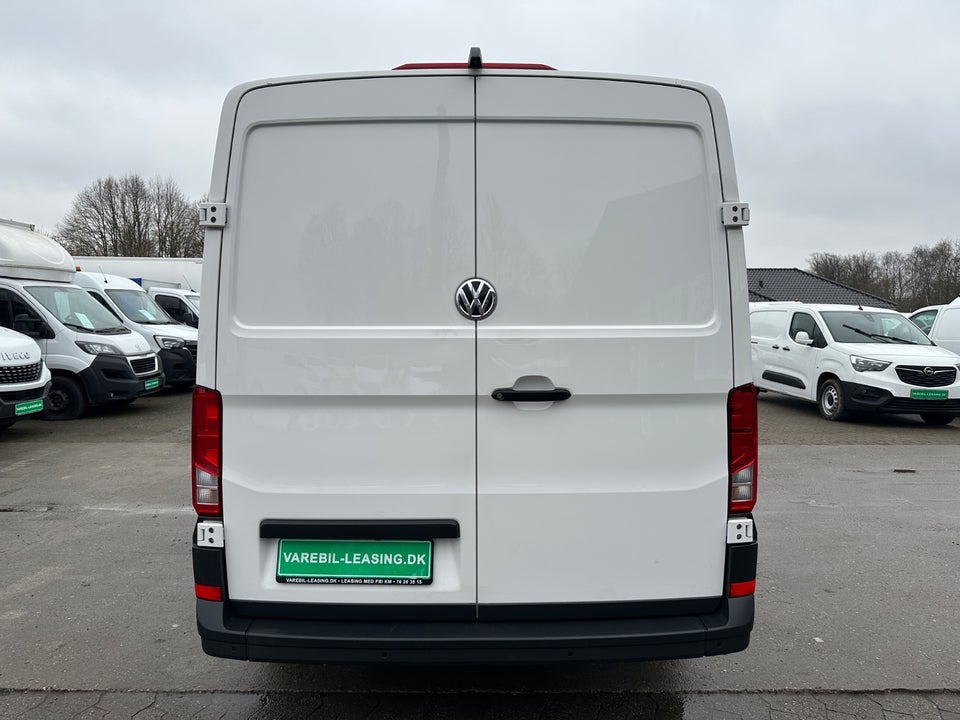 VW Crafter 35 2,0 TDi 140 Kassevogn L3H2 aut.
