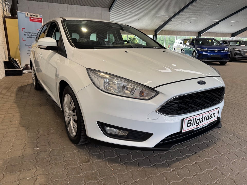 Ford Focus 1,5 TDCi 95 Business stc. 5d
