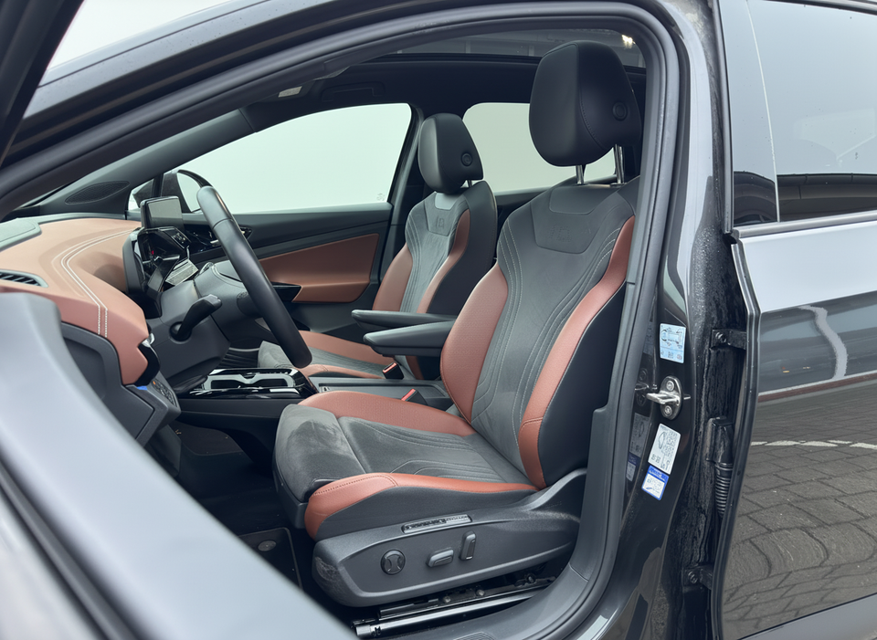 VW ID.4 77 Pro Performance Tech 5d