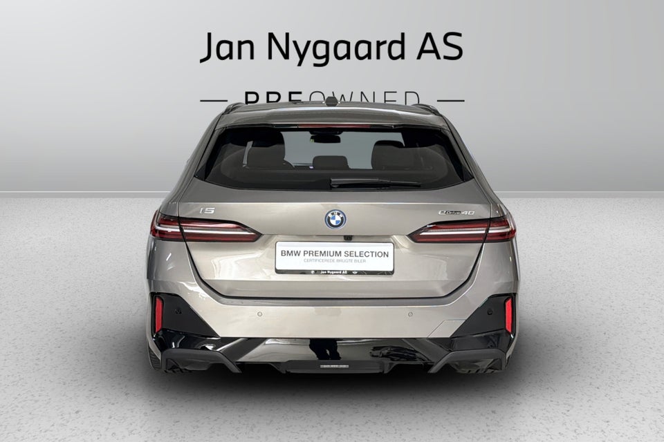 BMW i5 eDrive40 Touring Fully Charged M-Sport 5d