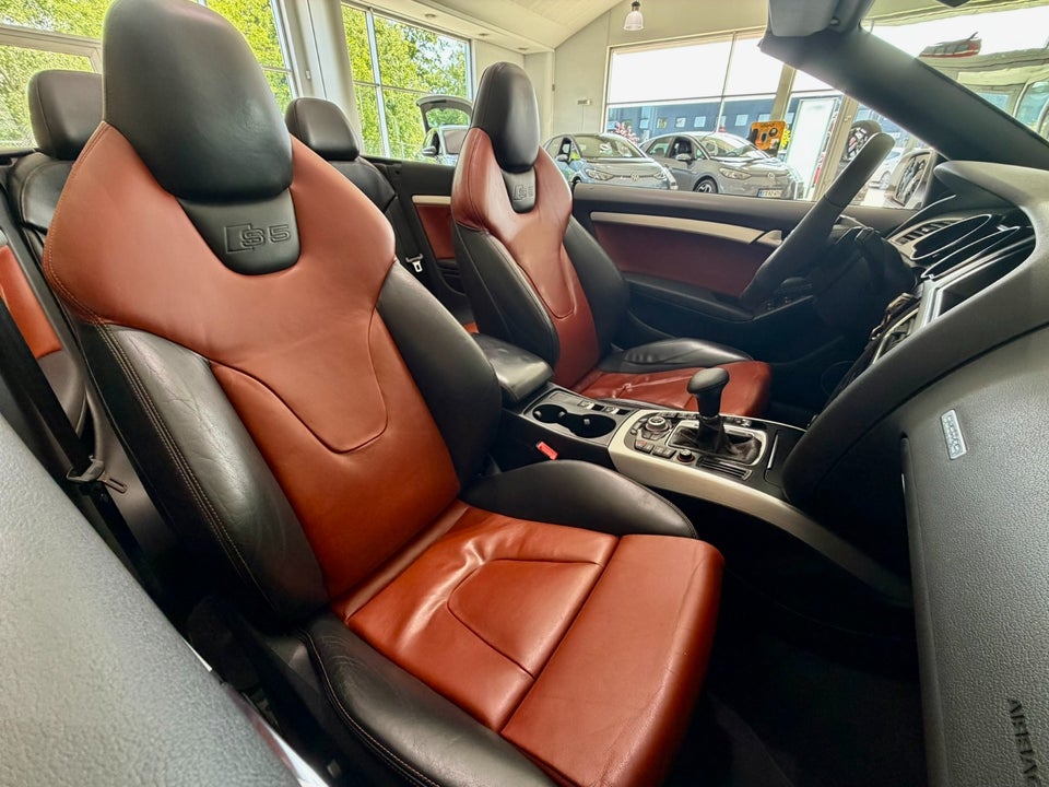 Audi S5 3,0 TFSi Cabriolet quattro S-tr. 2d