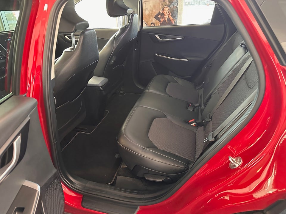 Kia EV6 58 Standard Range Upgrade 5d