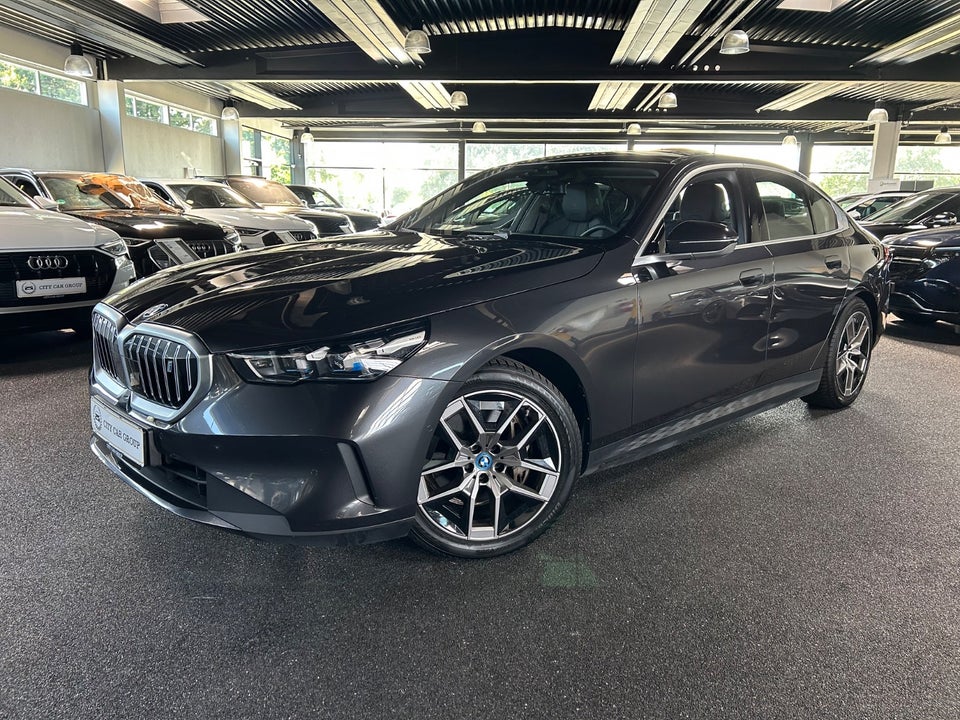 BMW i5 eDrive40 Sport Line 4d