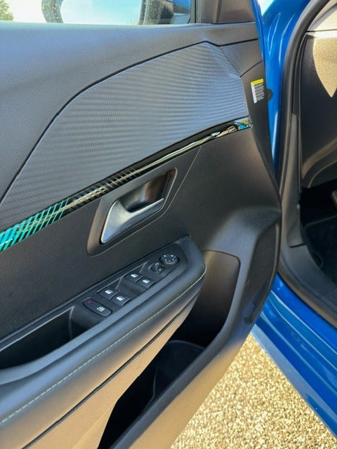 Peugeot e-208 50 GT 5d