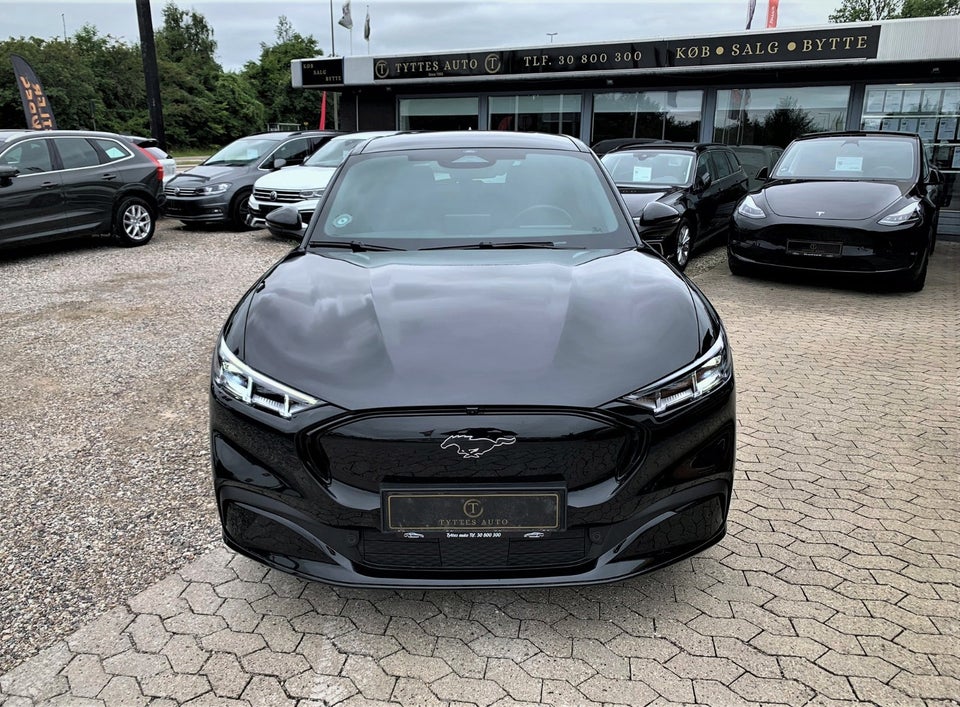 Ford Mustang Mach-E 98 Premium Extended Range AWD 5d