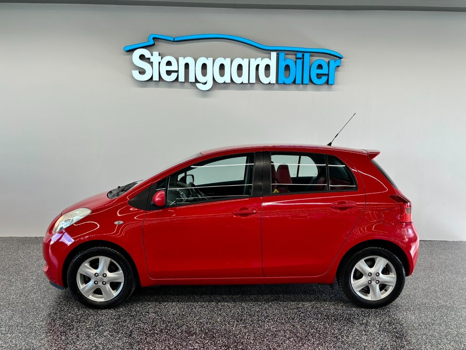 Toyota Yaris 1,3 Luna 5d