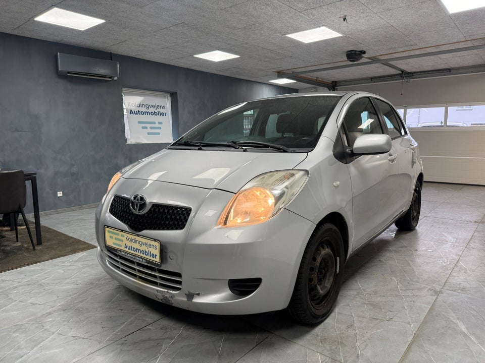 Toyota Yaris 1,3 Luna 5d