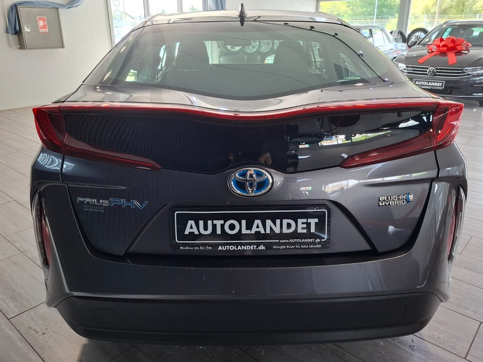 Toyota Prius 1,8 Plug-in Hybrid H3 MDS 5d