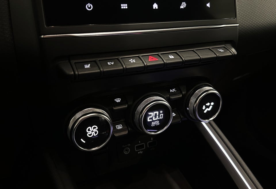 Renault Clio V 1,6 E-Tech Intens 5d