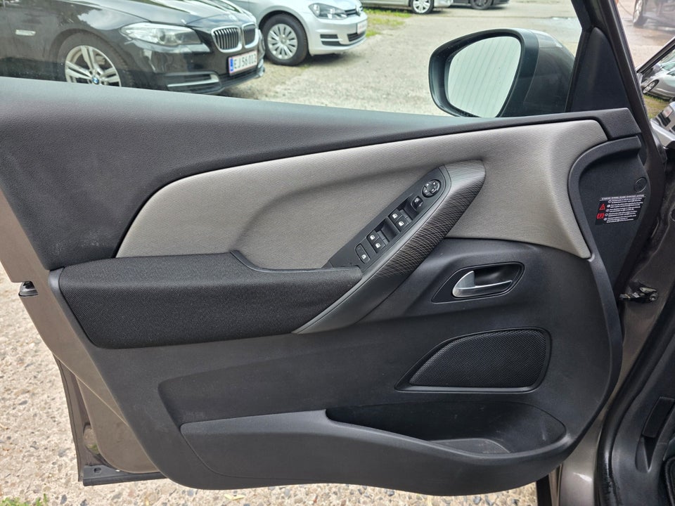Citroën Grand C4 Picasso 1,6 BlueHDi 120 Intensive EAT6 7prs 5d