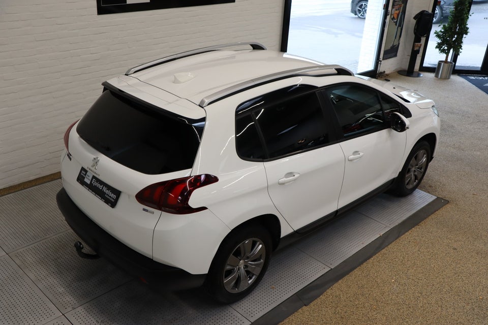 Peugeot 2008 1,2 VTi 82 Active 5d