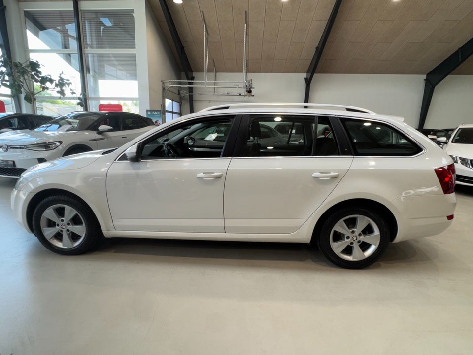 Skoda Octavia 2,0 TDi 150 Ambition Combi DSG 5d