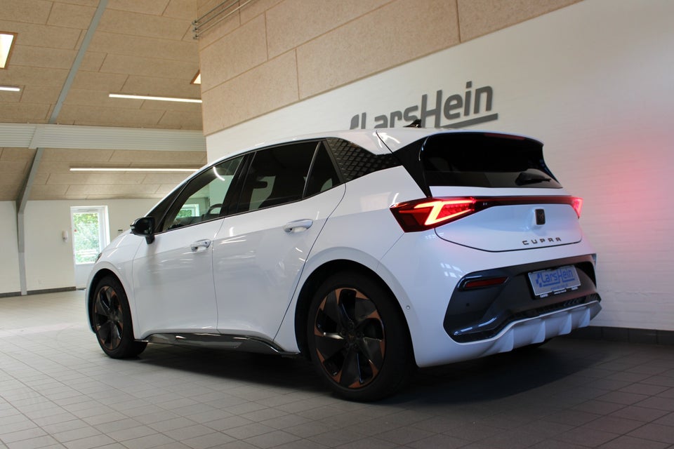 Cupra Born 58 Dinamica Pack High 5d