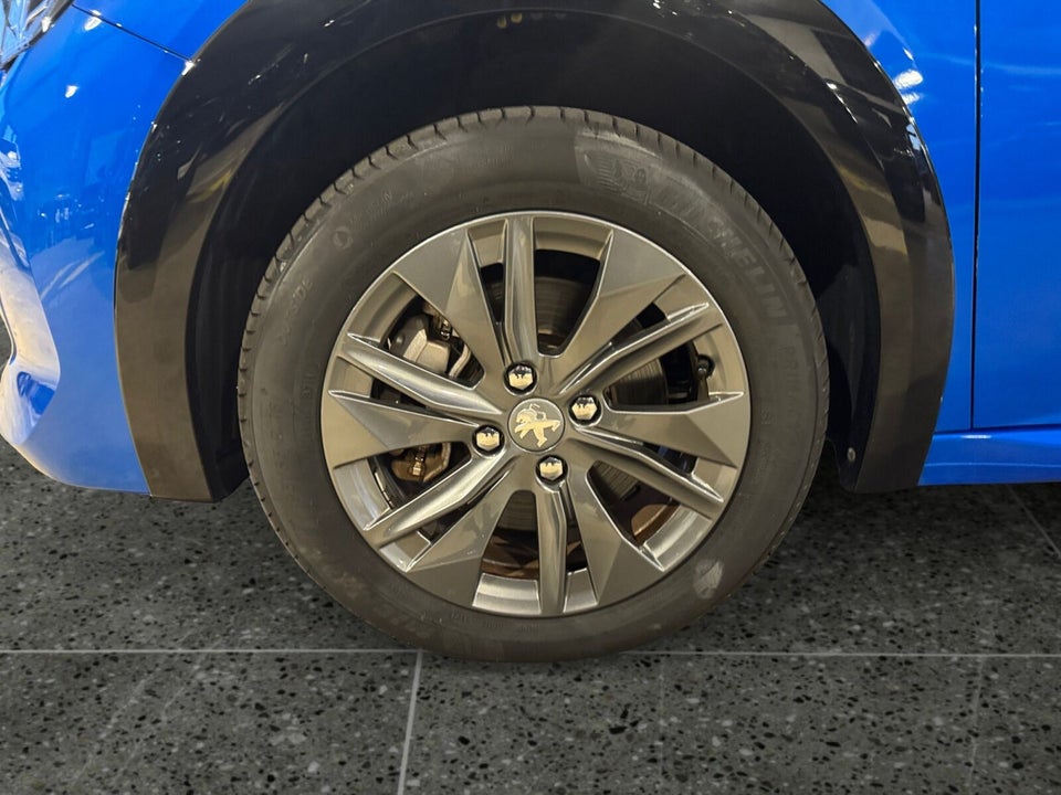 Peugeot e-208 50 Active 5d