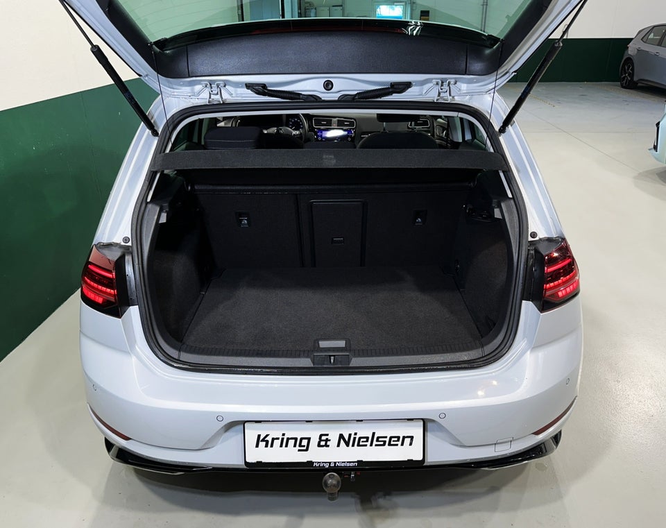 VW Golf VII 1,5 TSi 150 R-line DSG 5d