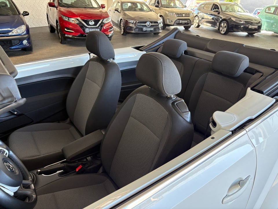 VW The Beetle 1,4 TSi 160 Design Cabriolet DSG 2d