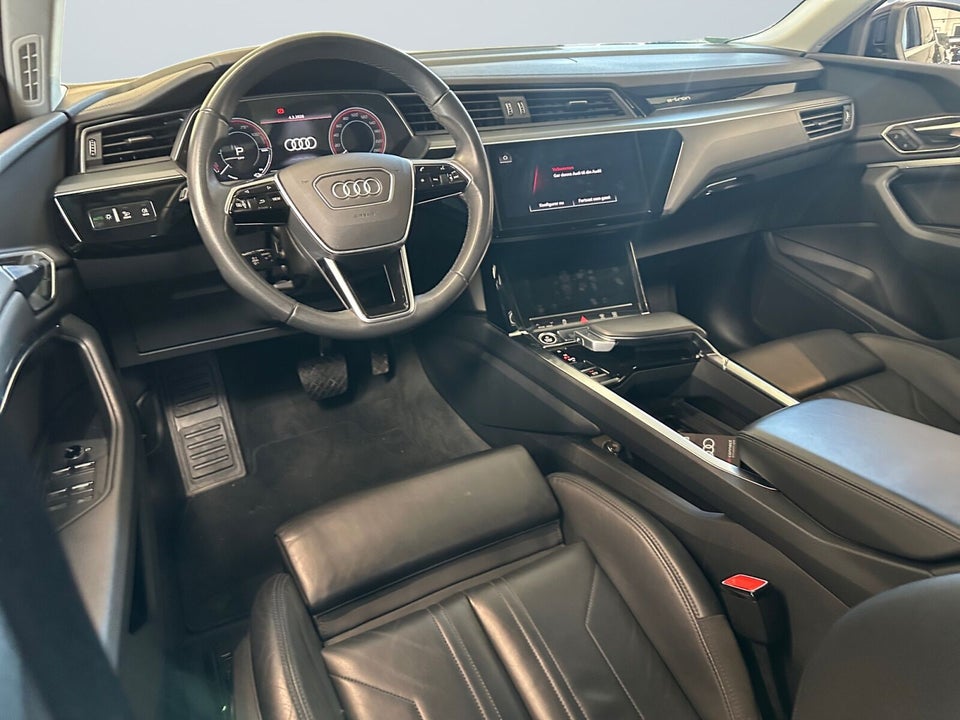 Audi e-tron 55 Advanced Sportback quattro 5d