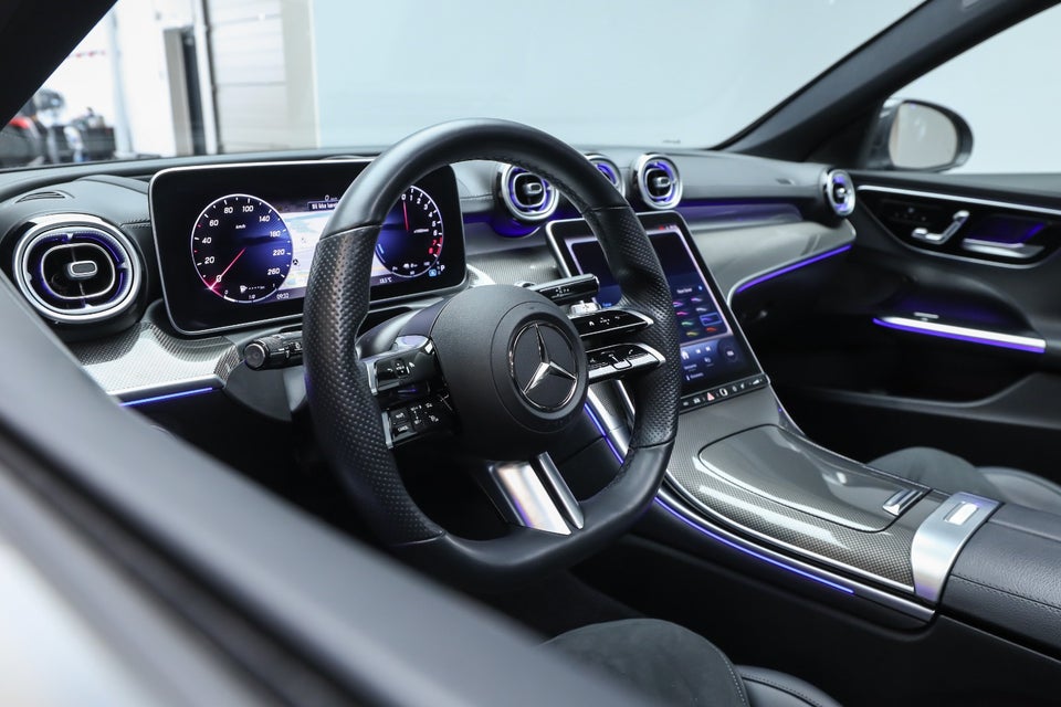 Mercedes C300 e 2,0 AMG Line stc. aut. 5d