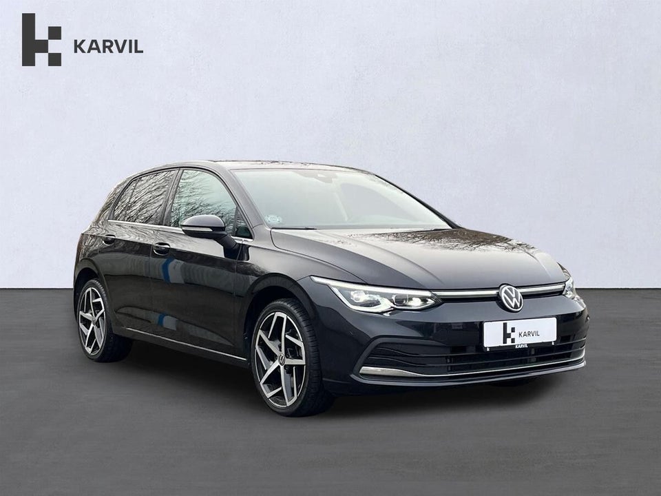 VW Golf VIII 1,4 eHybrid DSG 5d