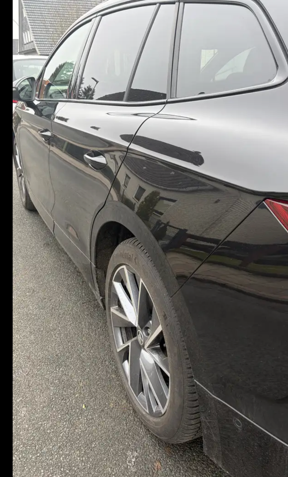 Skoda Enyaq 60 iV Sportline Maxx 5d