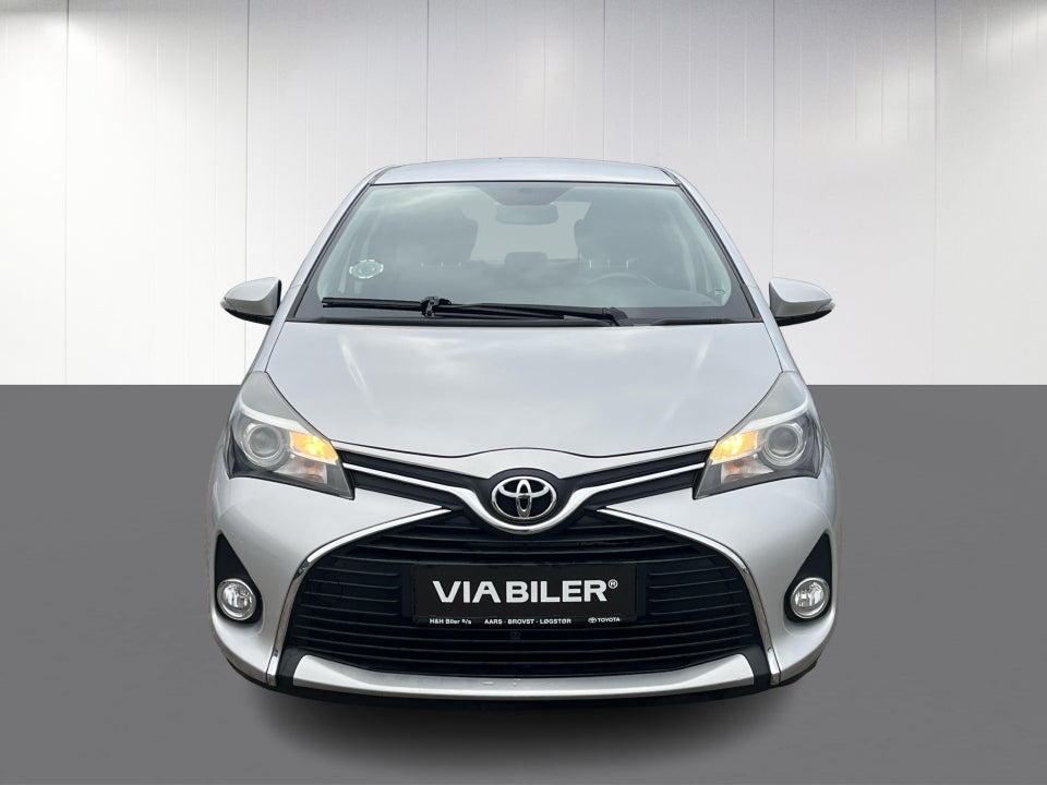 Toyota Yaris 1,0 VVT-i T2 5d